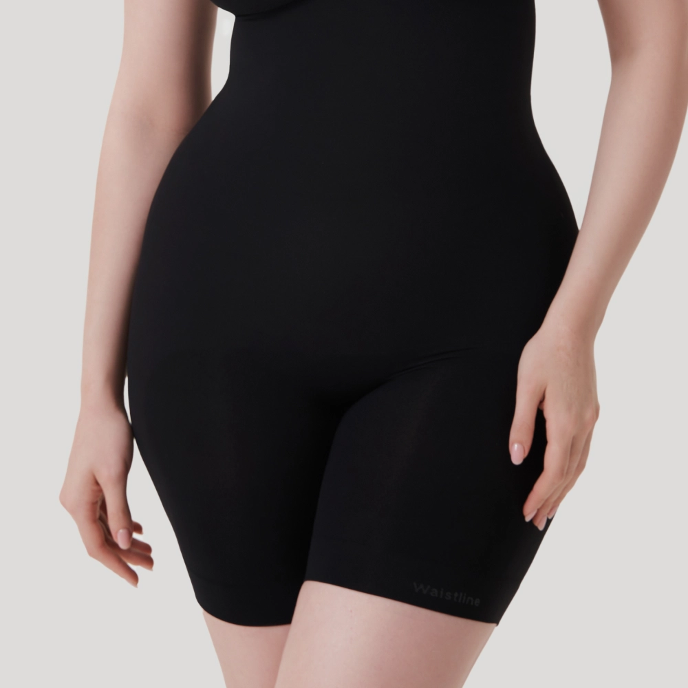 Шорты до середины бедра