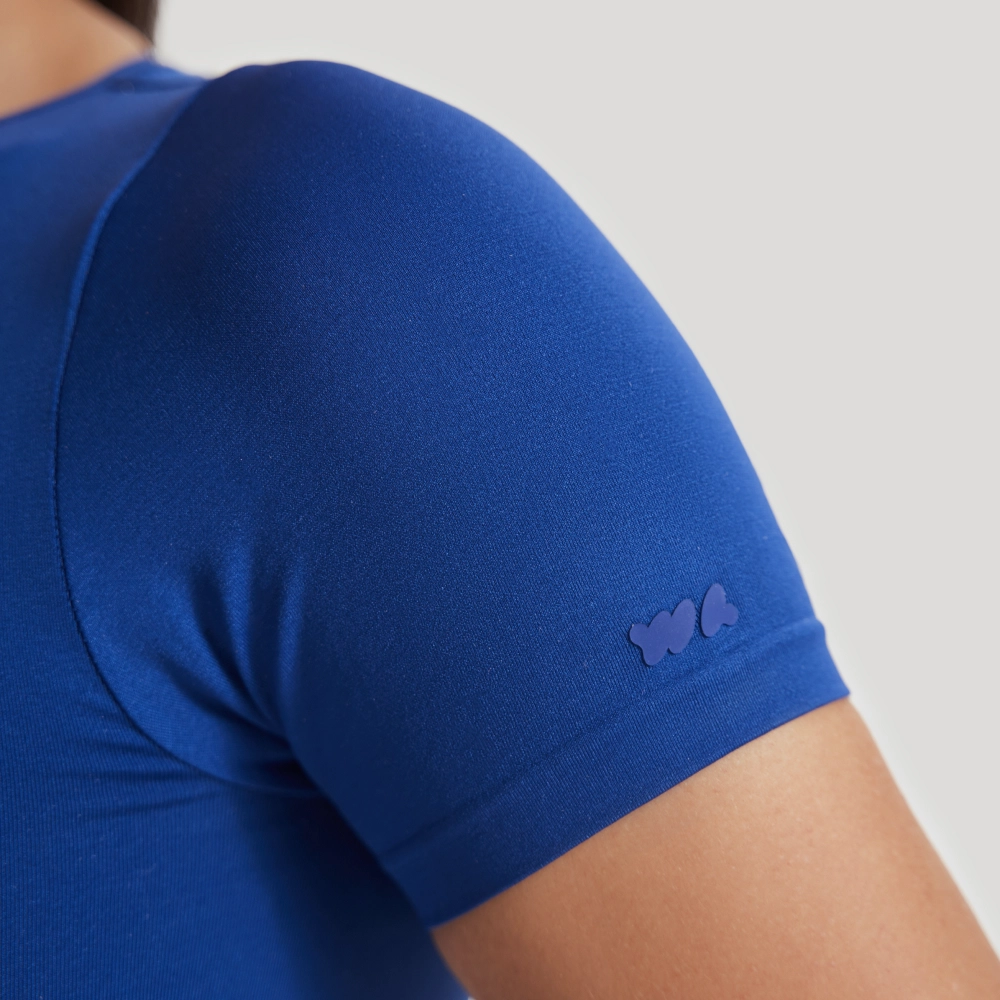 Силиконовый логотип на рукаве